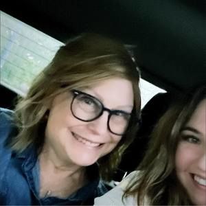 Meet your Posher, Melanie